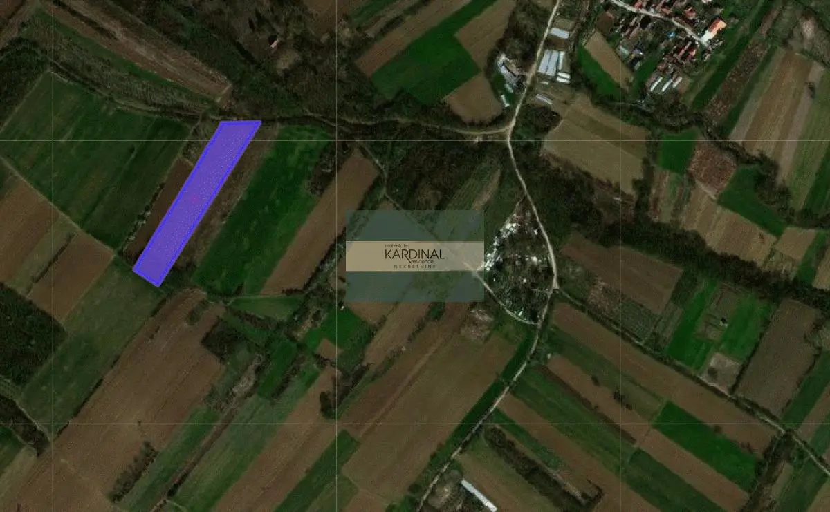 plac Okolina - 7699 evra 