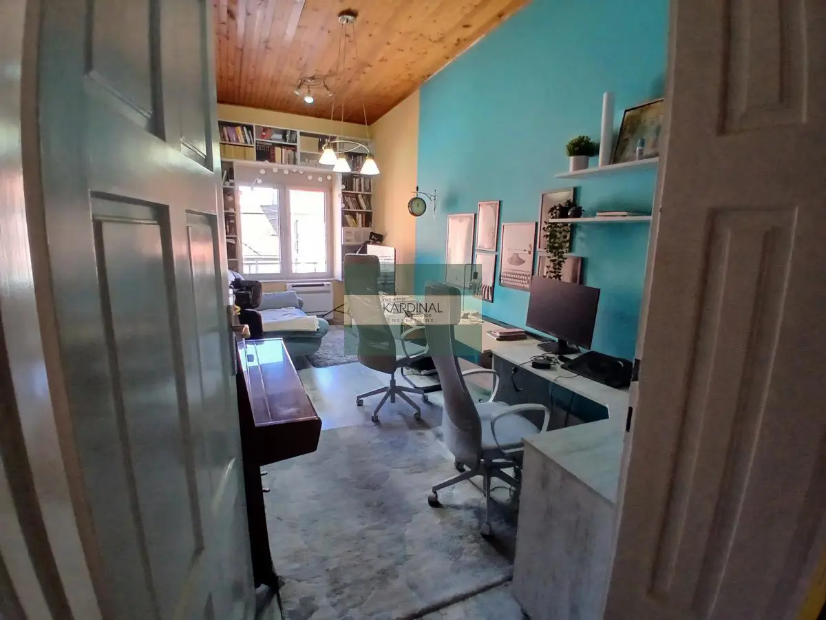 poslovni prostor Centar - 250000 evra 