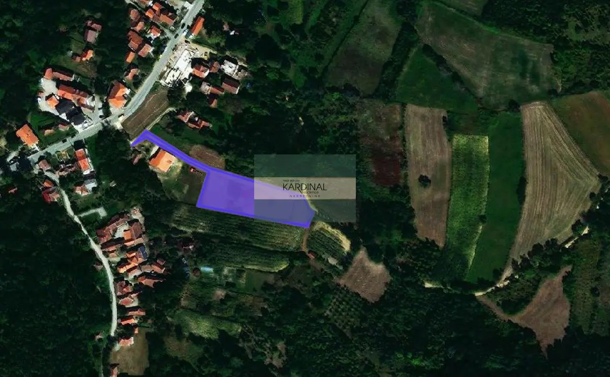 Kruševac Okolina  uknjizeni plac 73000 evra 