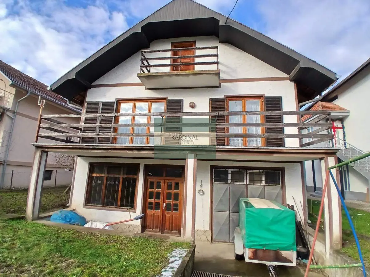 Jagodina Akva Park  uknjizeni kuće 140000 evra 