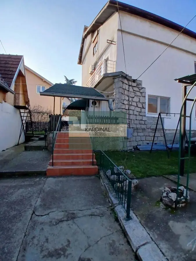 kuće Jabučar - 149000 evra 