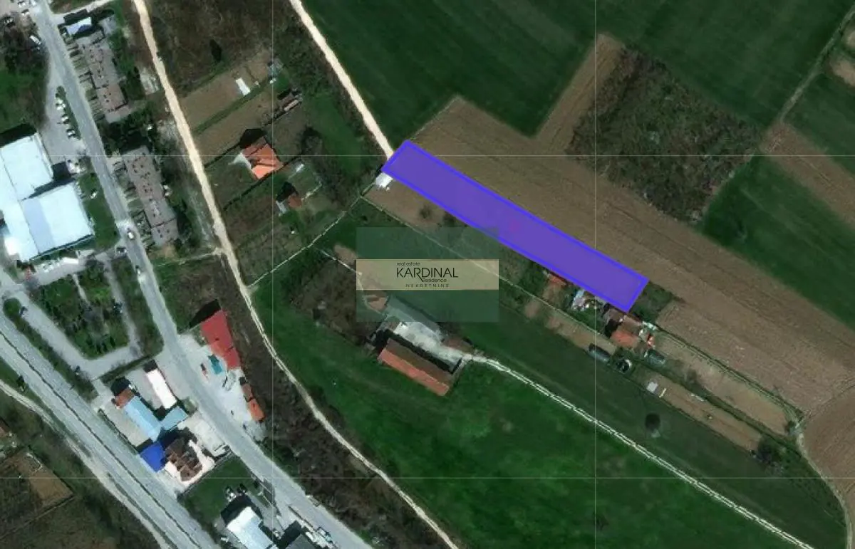 Jagodina Kupusara plac 22050 evra 