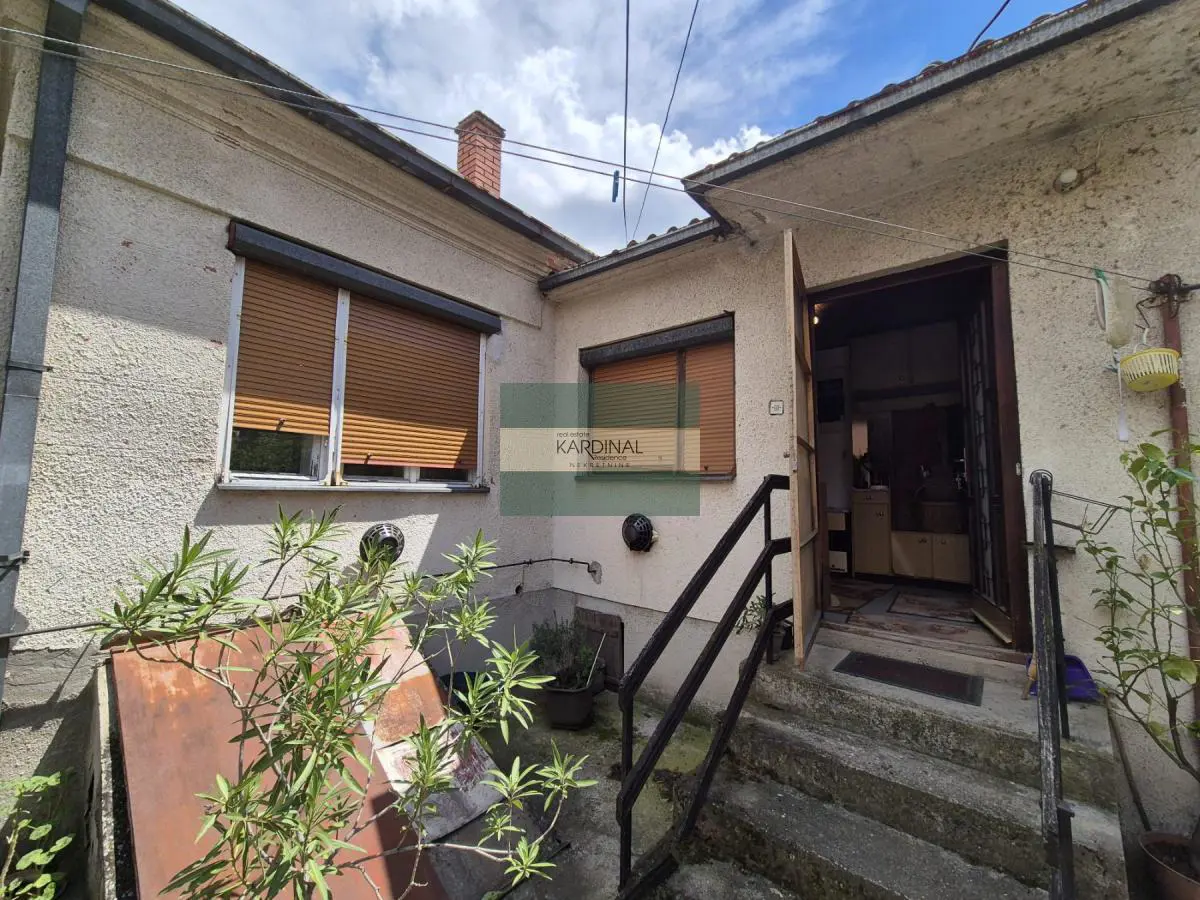  uknjizeni kuće Tabane - 85000 evra 