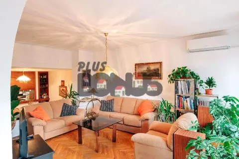 uknjizeni kuće Palilula Višnjička banja 575000 evra