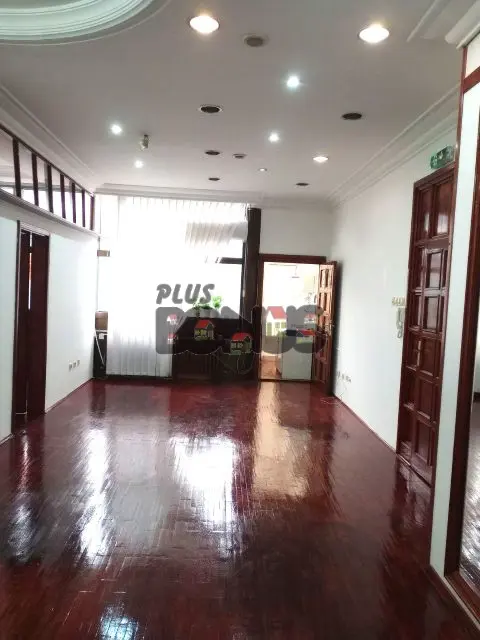  uknjizeni poslovni prostor Novi Beograd Hotel Yu i Stari merkator 212000 evra 