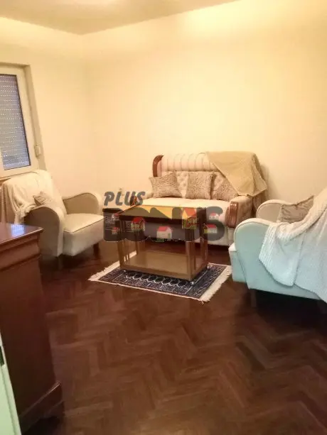 Dvosoban stanovi Zemun Zemun novi grad 450 evra 