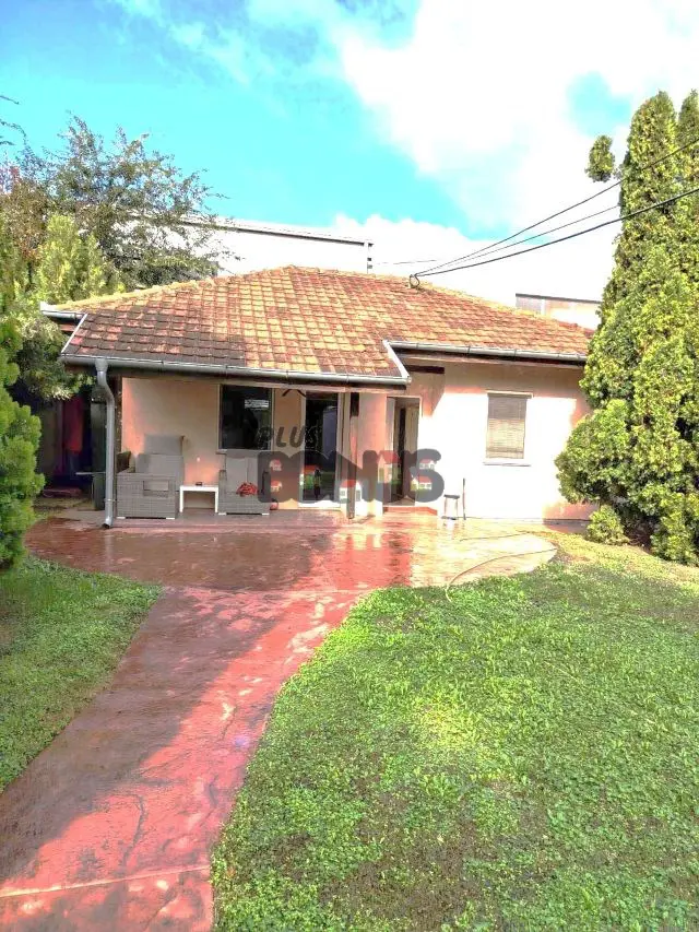 Beograd Zemun kuće 800 evra 
