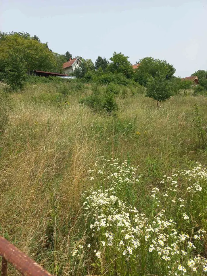 plac Beograd Avalska  uknjizeni 