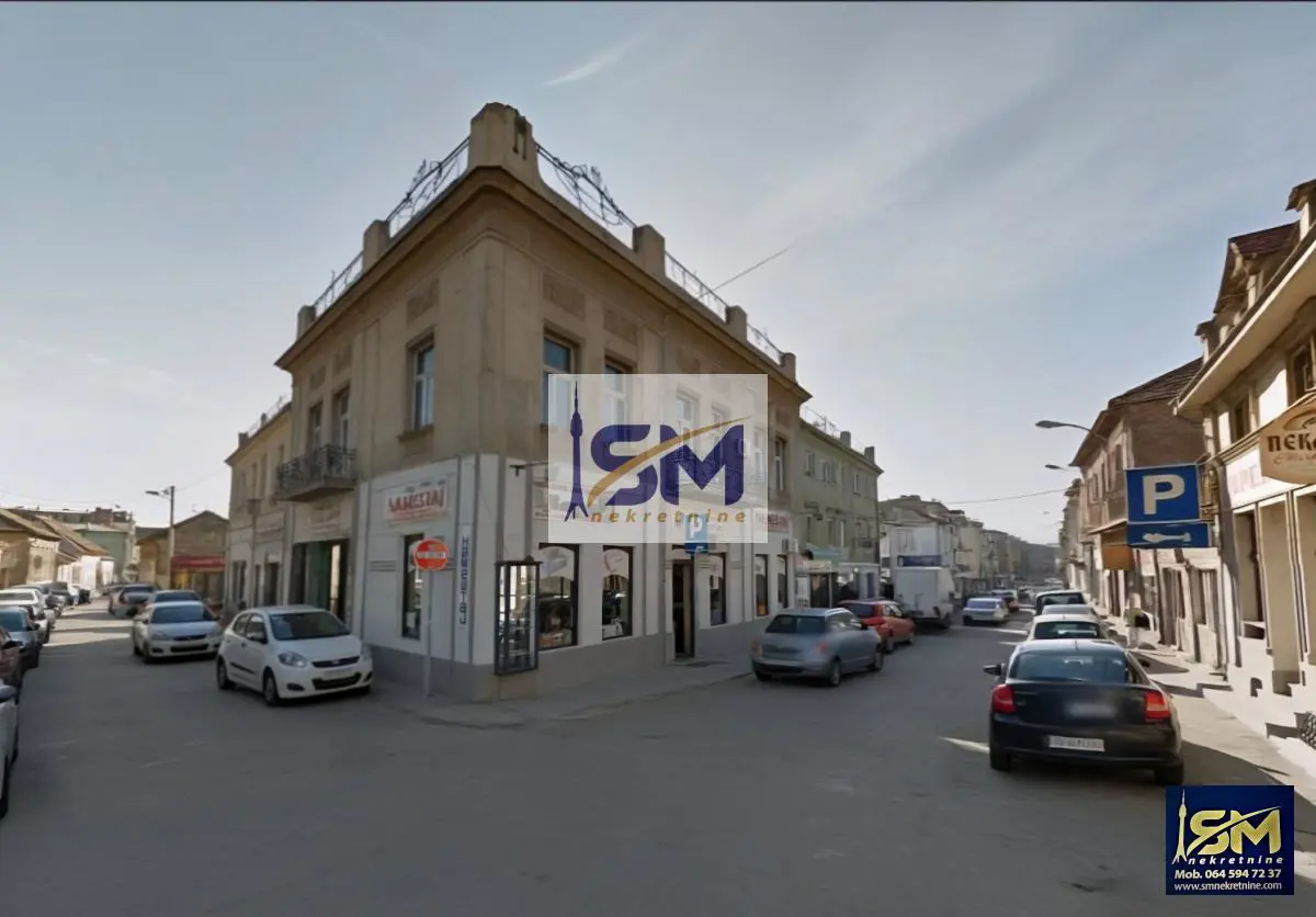 Beograd Zemun  uknjizeni kuće 950000 evra 