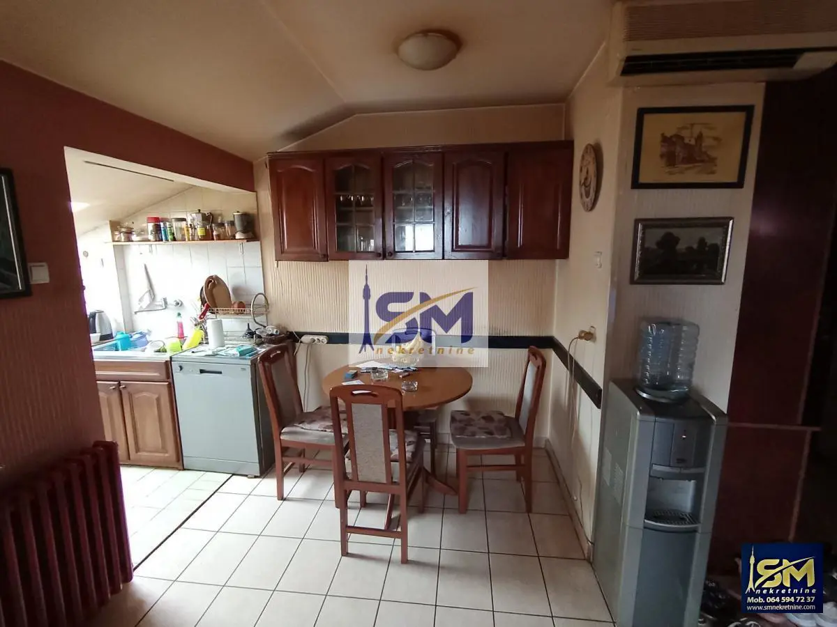 Beograd Palilula  uknjizeni Troiposoban stanovi 120000 evra 