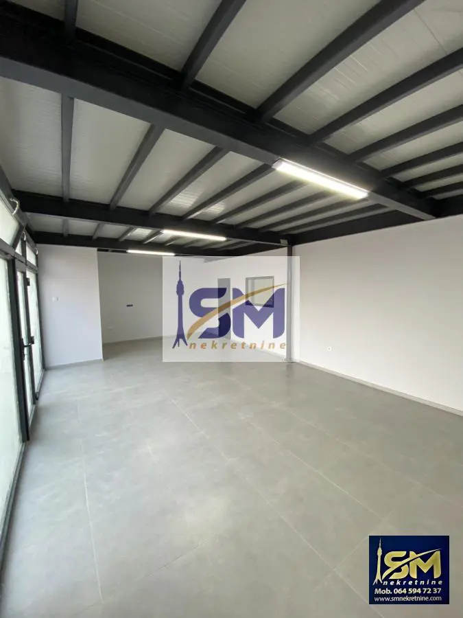  uknjizeni  novogradnja poslovni prostor Palilula Borča 1300 evra 
