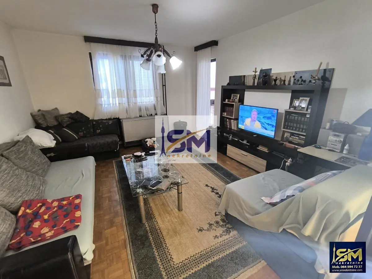  uknjizeni Dvoiposoban stanovi Barajevo - 77000 evra 