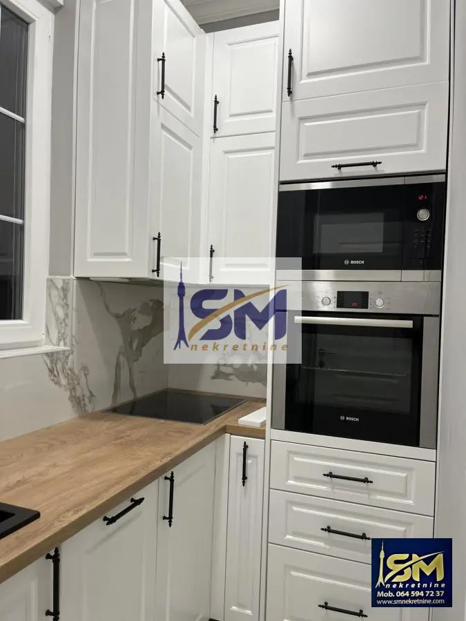 Trosoban stanovi Savski venac Knez Miloševa 1100 evra 