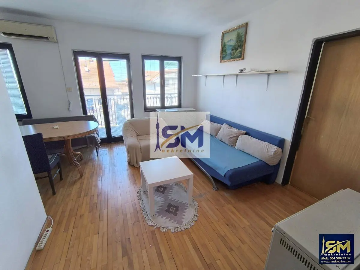  uknjizeni Dvosoban stanovi Čukarica Žarkovo 360 evra 