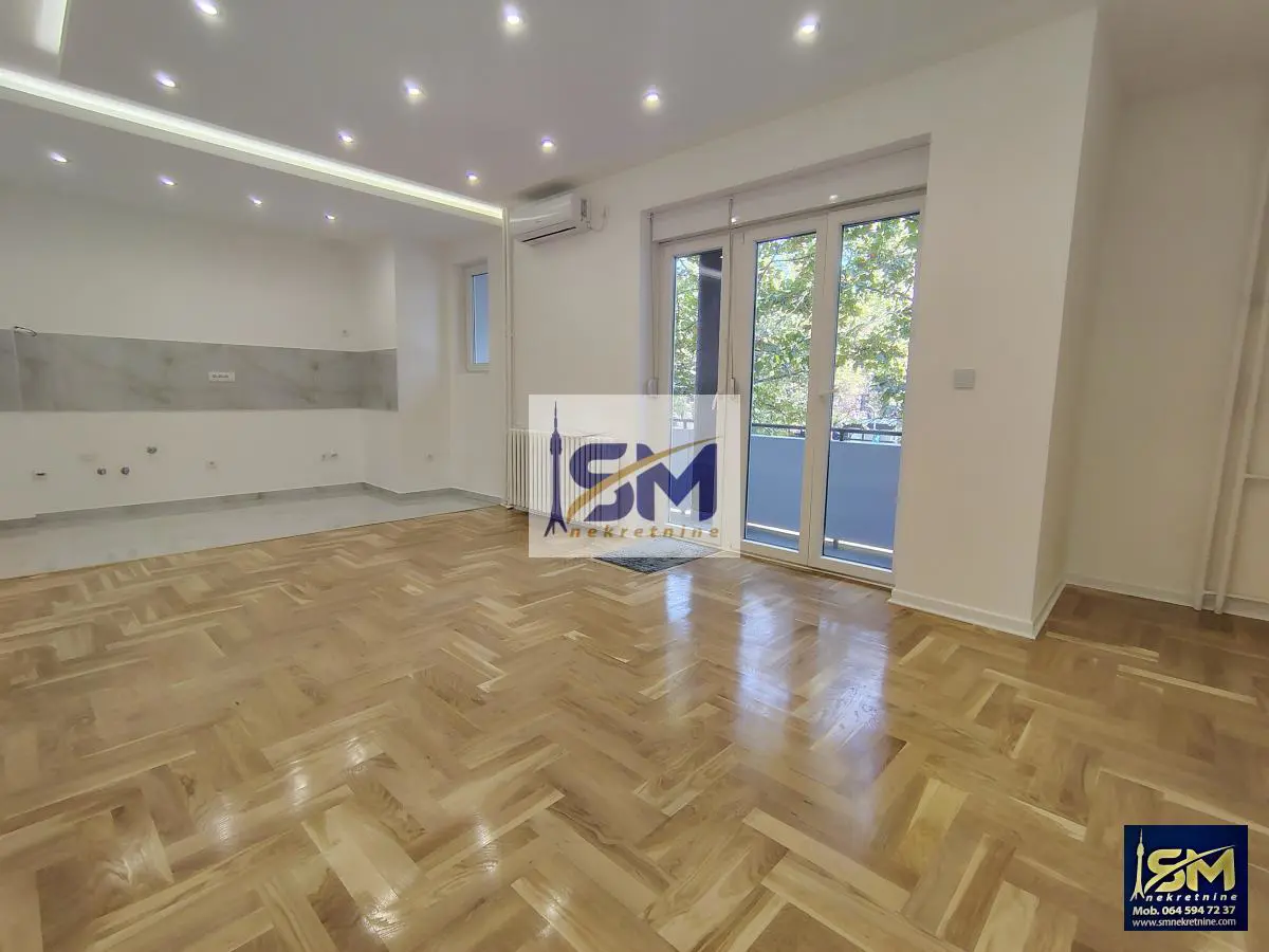 Beograd Vračar  uknjizeni Četvorosoban stanovi 467000 evra 
