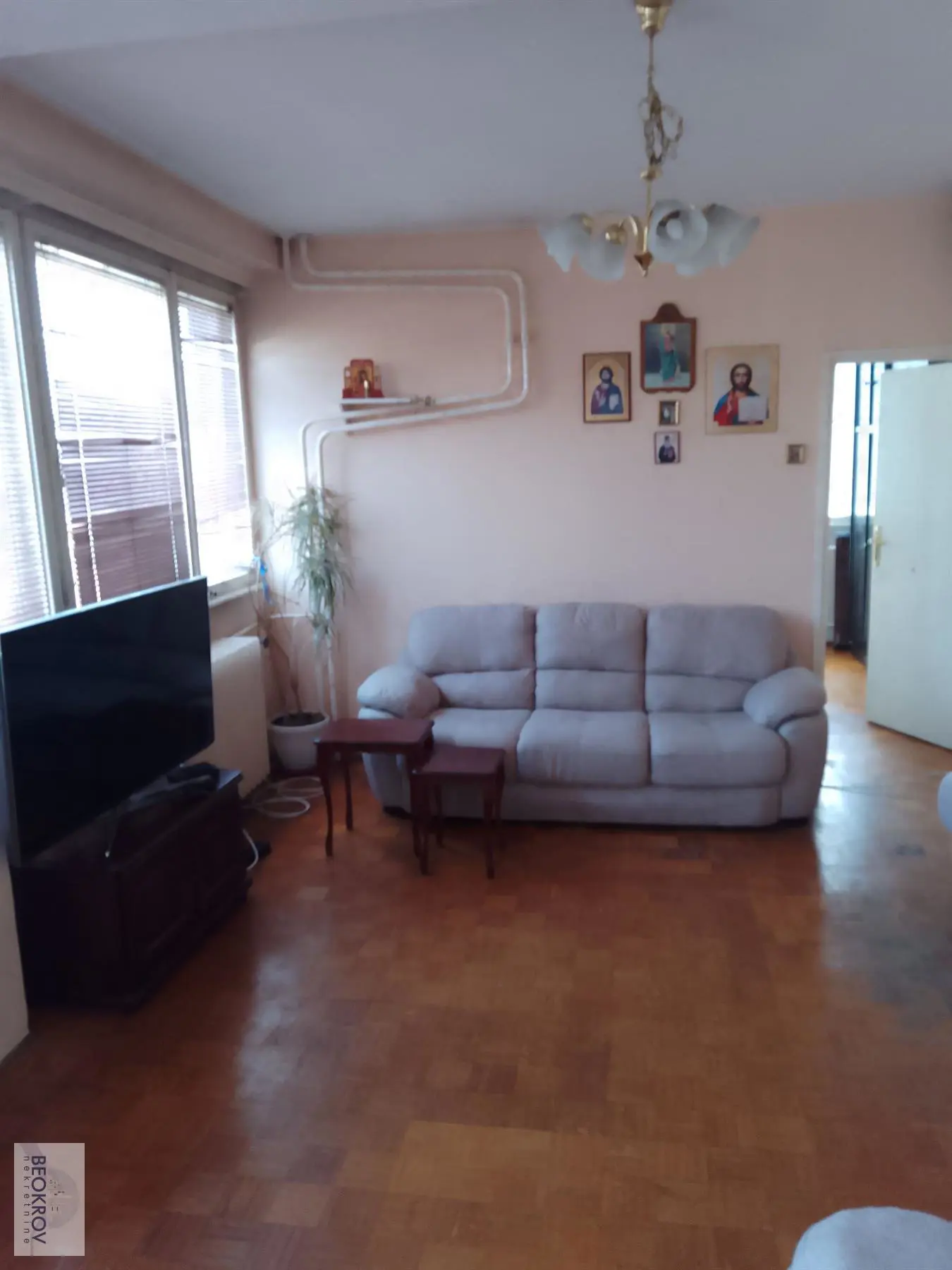 stanovi Beograd Ustanička Trosoban 