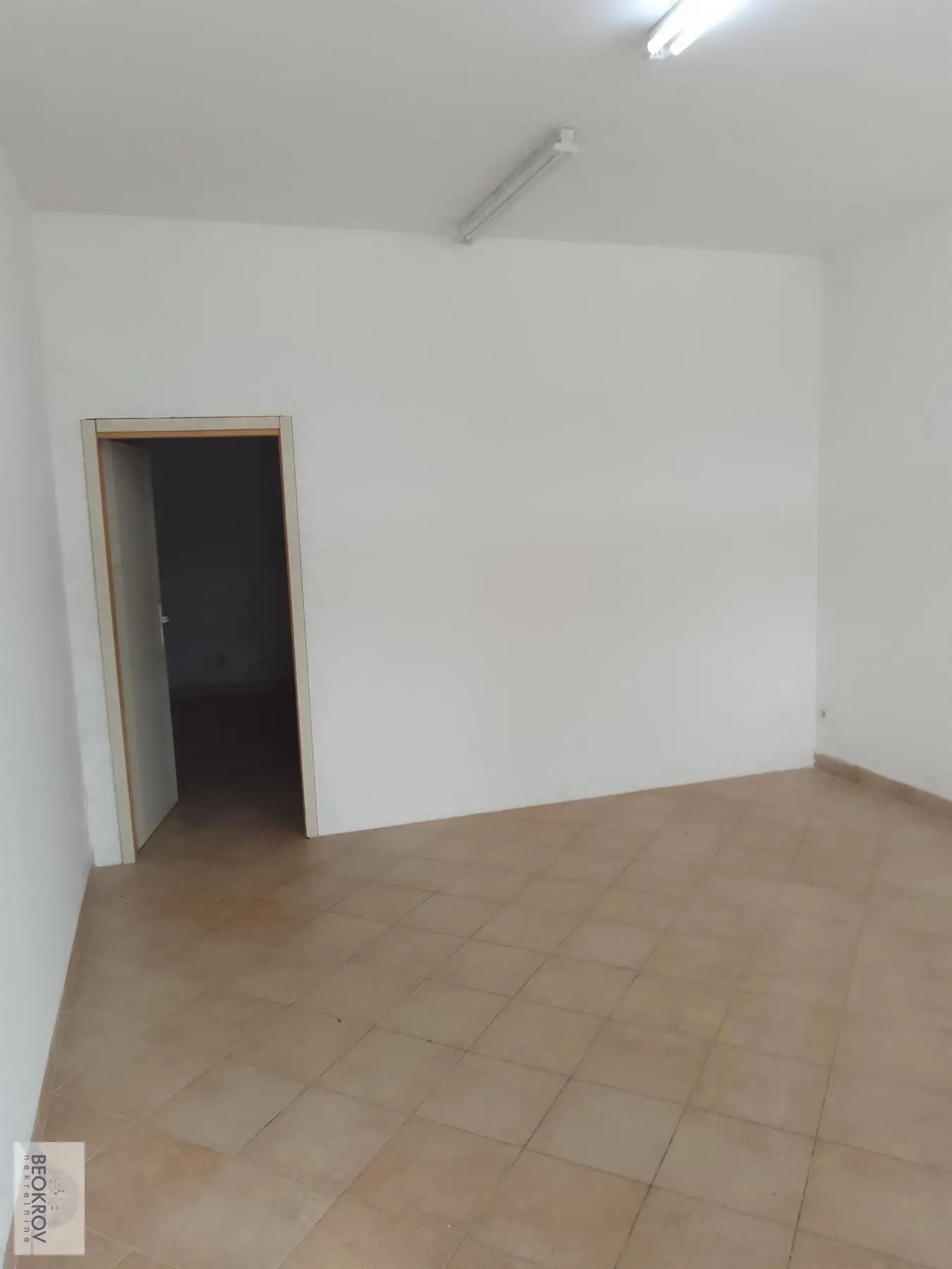 Beograd Palilula poslovni prostor 62000 evra 