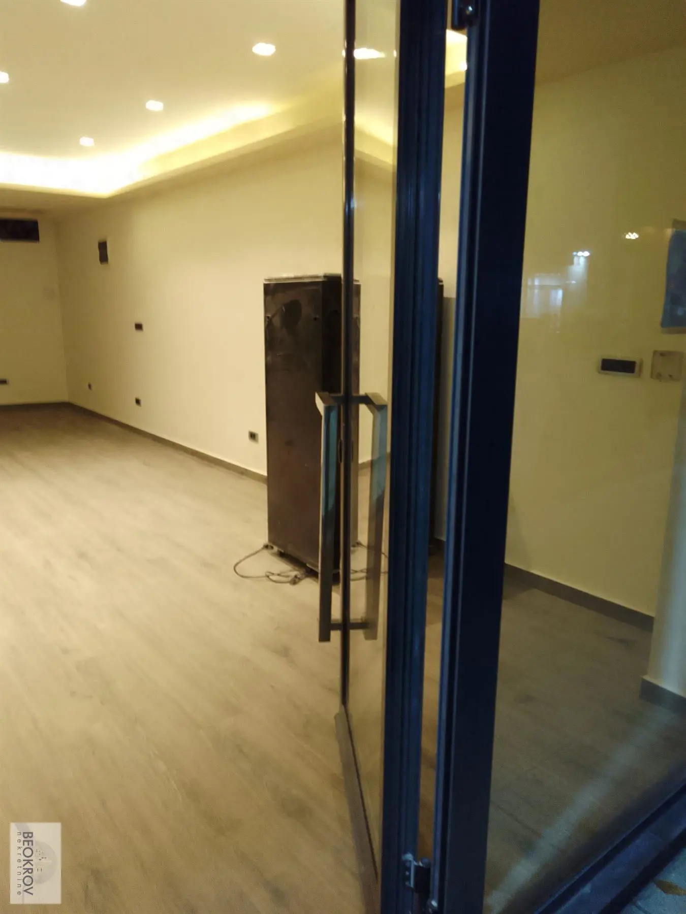 poslovni prostor Beograd Maksim Gorki  novogradnja 