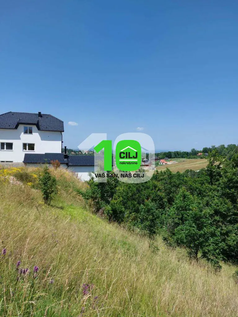 plac Zlatibor Potoci 175000 evra 