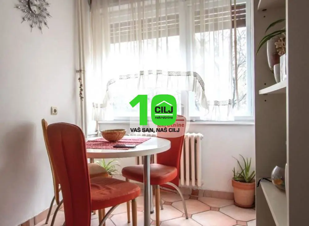 Dvoiposoban stanovi Novi Beograd Genex (blok 37 i 38) 250000 evra 