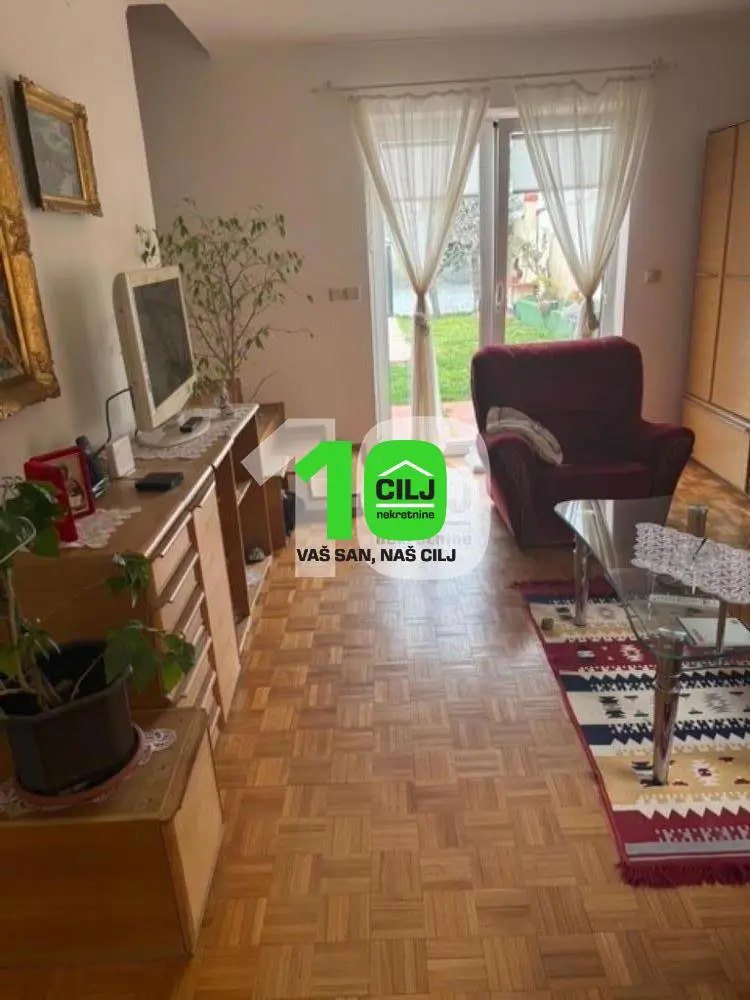 Beograd Zemun Dvosoban stanovi 600 evra 