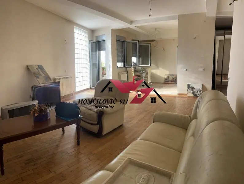  uknjizeni Trosoban stanovi Voždovac FON 378000 evra 