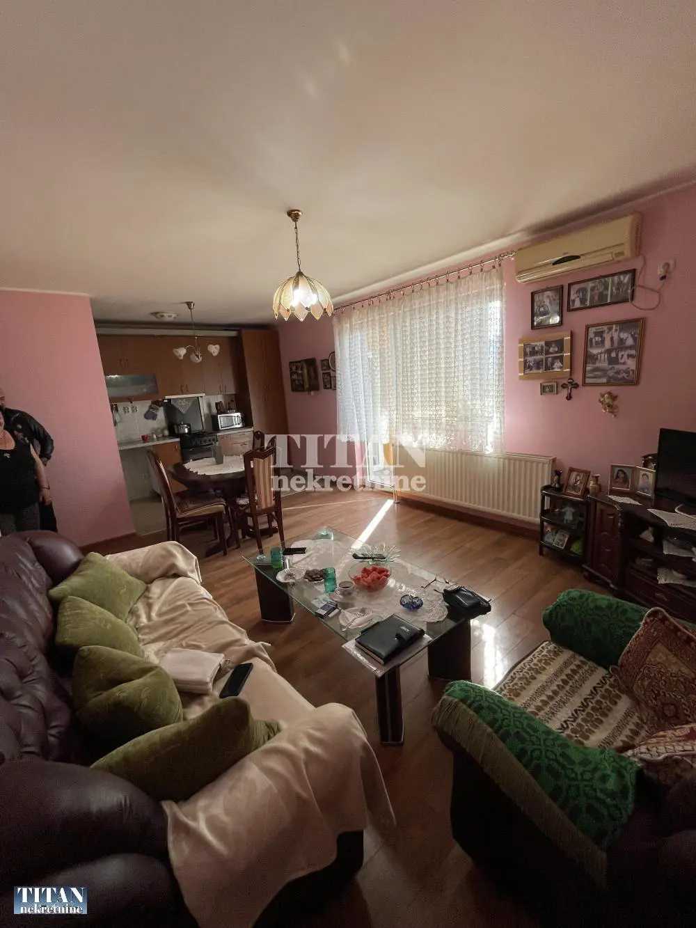 Trosoban stanovi Mladenovac Centar 90000 evra 