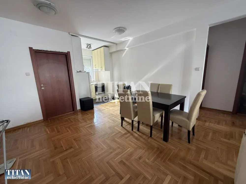 Beograd Zemun Trosoban stanovi 204400 evra 