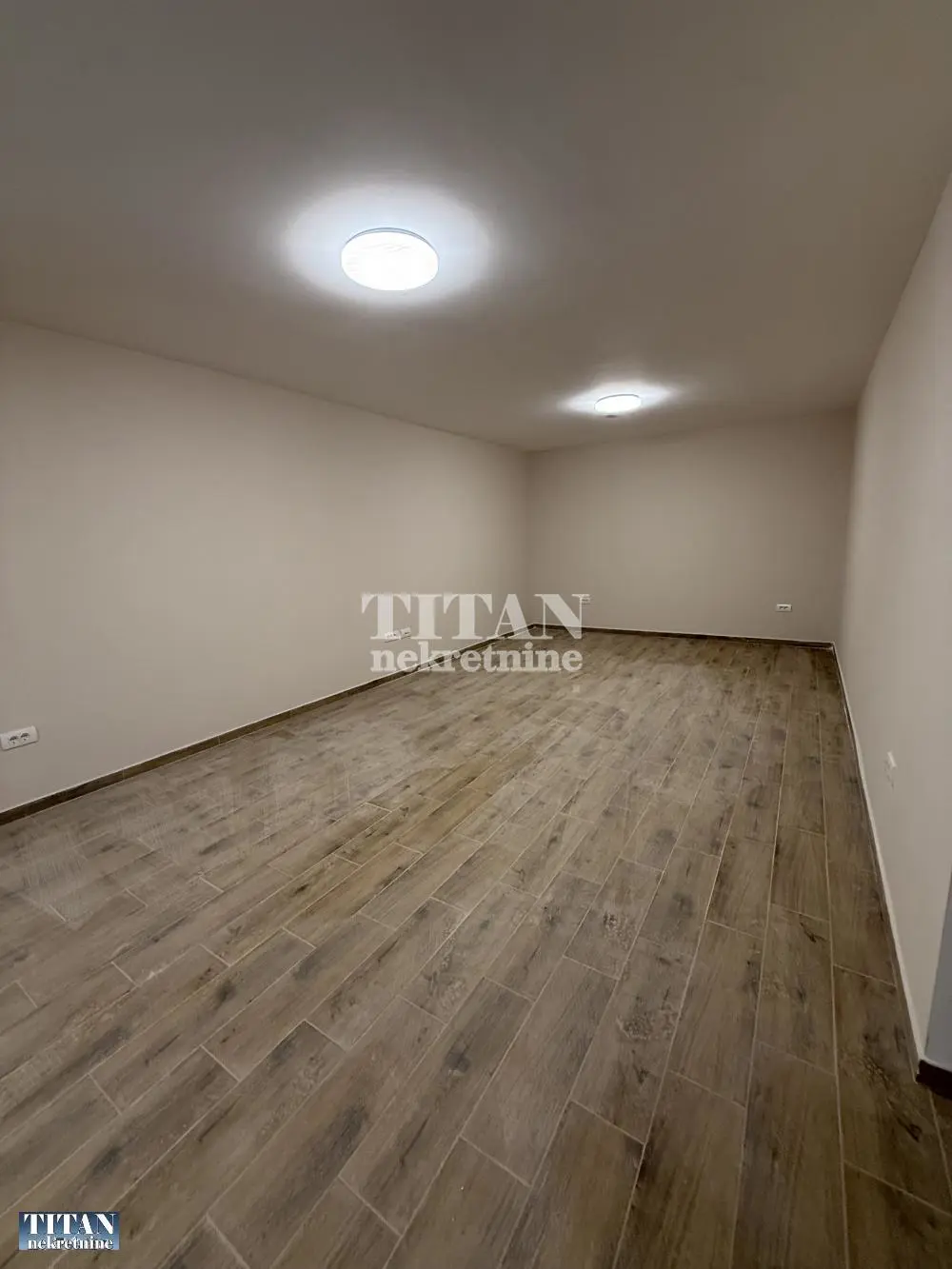 Dvoiposoban stanovi Zemun Batajnica 95000 evra 