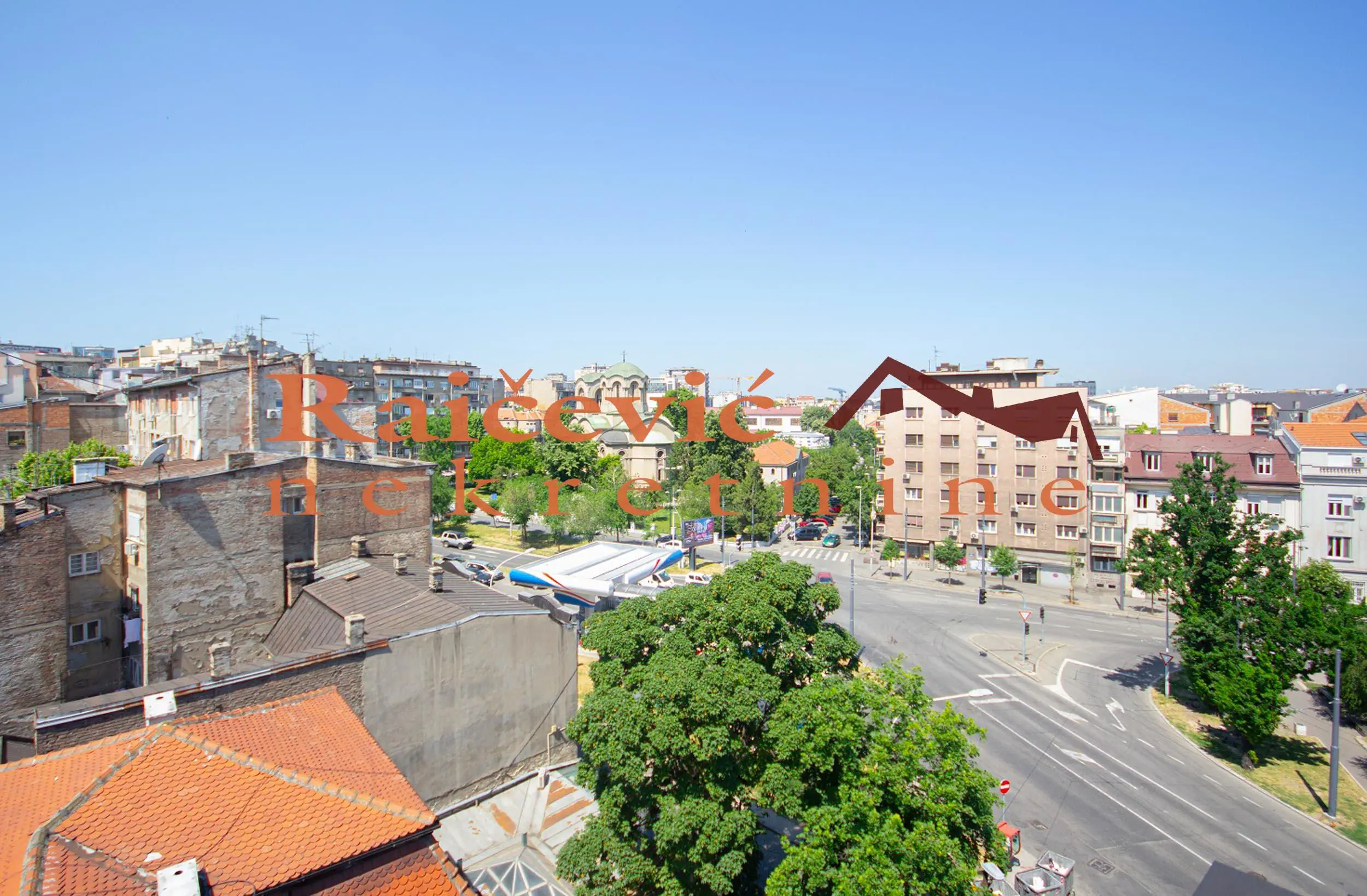Beograd Stari Grad  uknjizeni Dvosoban stanovi 220000 evra 