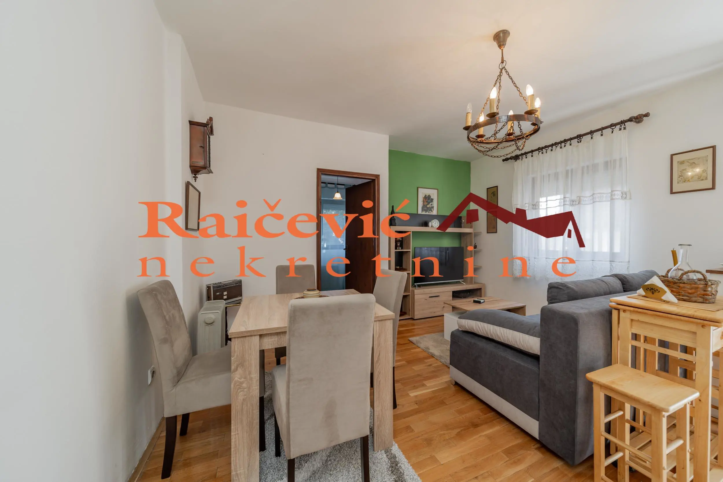 Jednoiposoban stanovi Voždovac MEDAKOVIC II 400 evra 