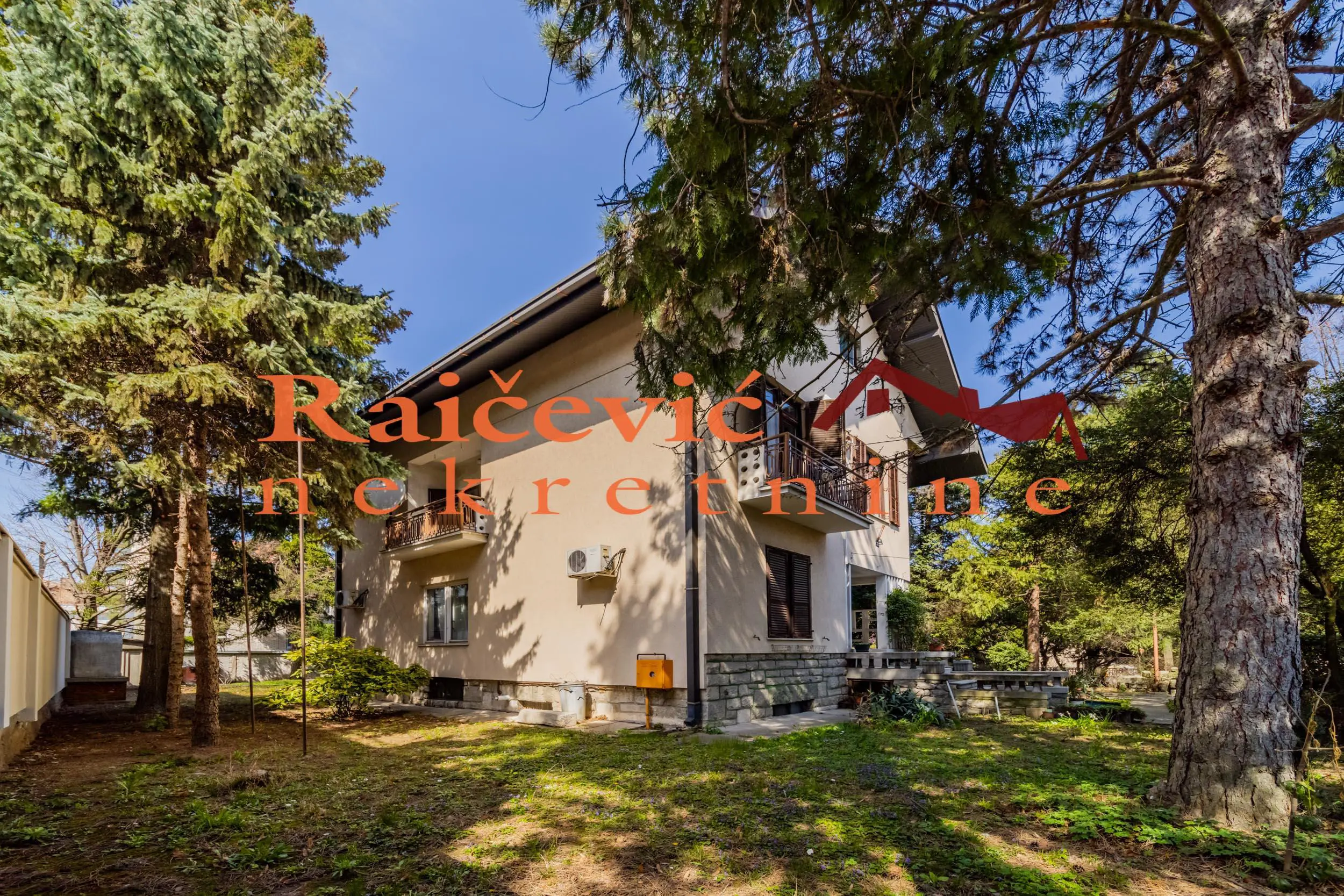  uknjizeni kuće Savski venac Dedinje 2500000 evra 