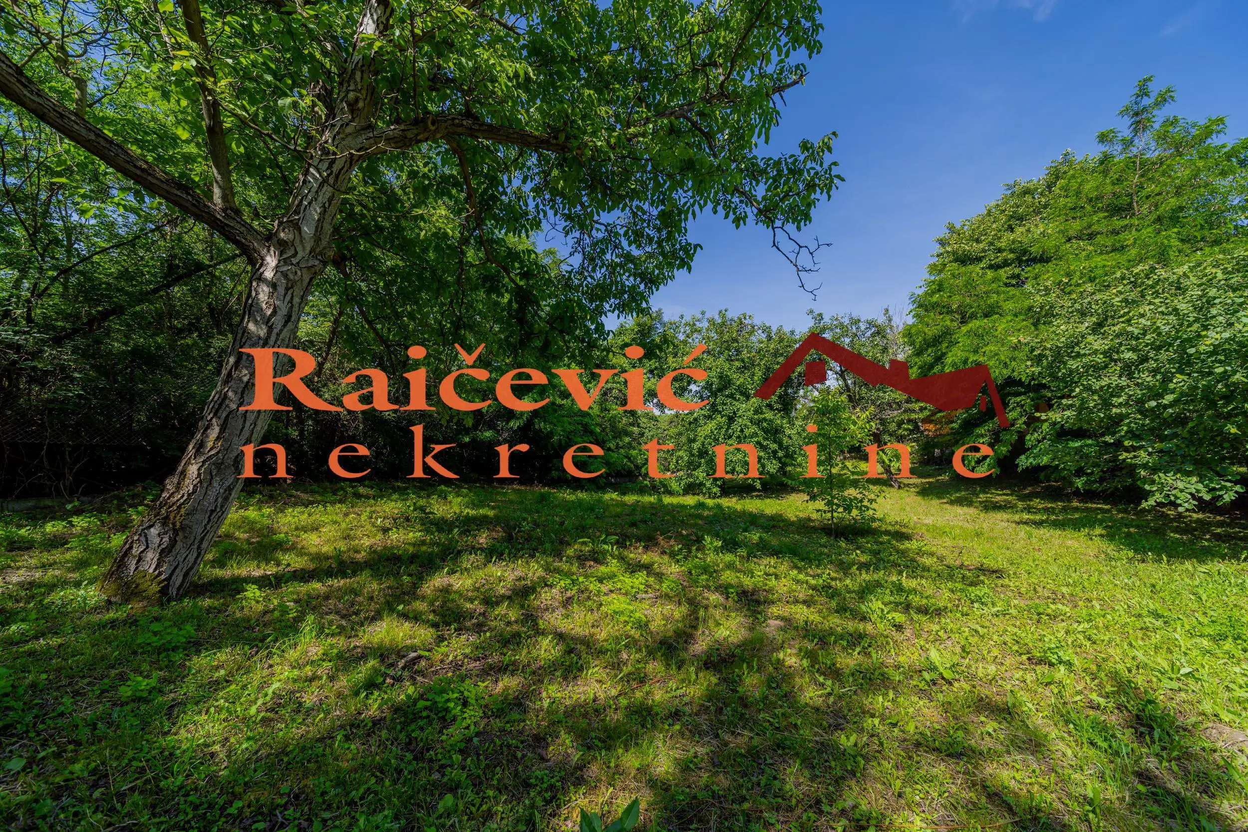  uknjizeni plac Voždovac PINOSAVA 80000 evra 