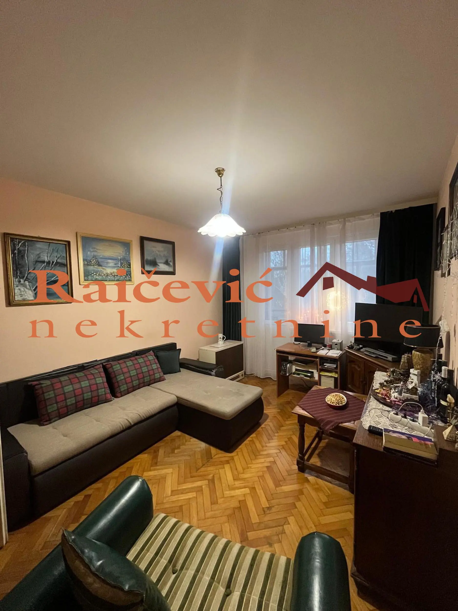  uknjizeni Trosoban stanovi Palilula Karaburma 150000 evra 