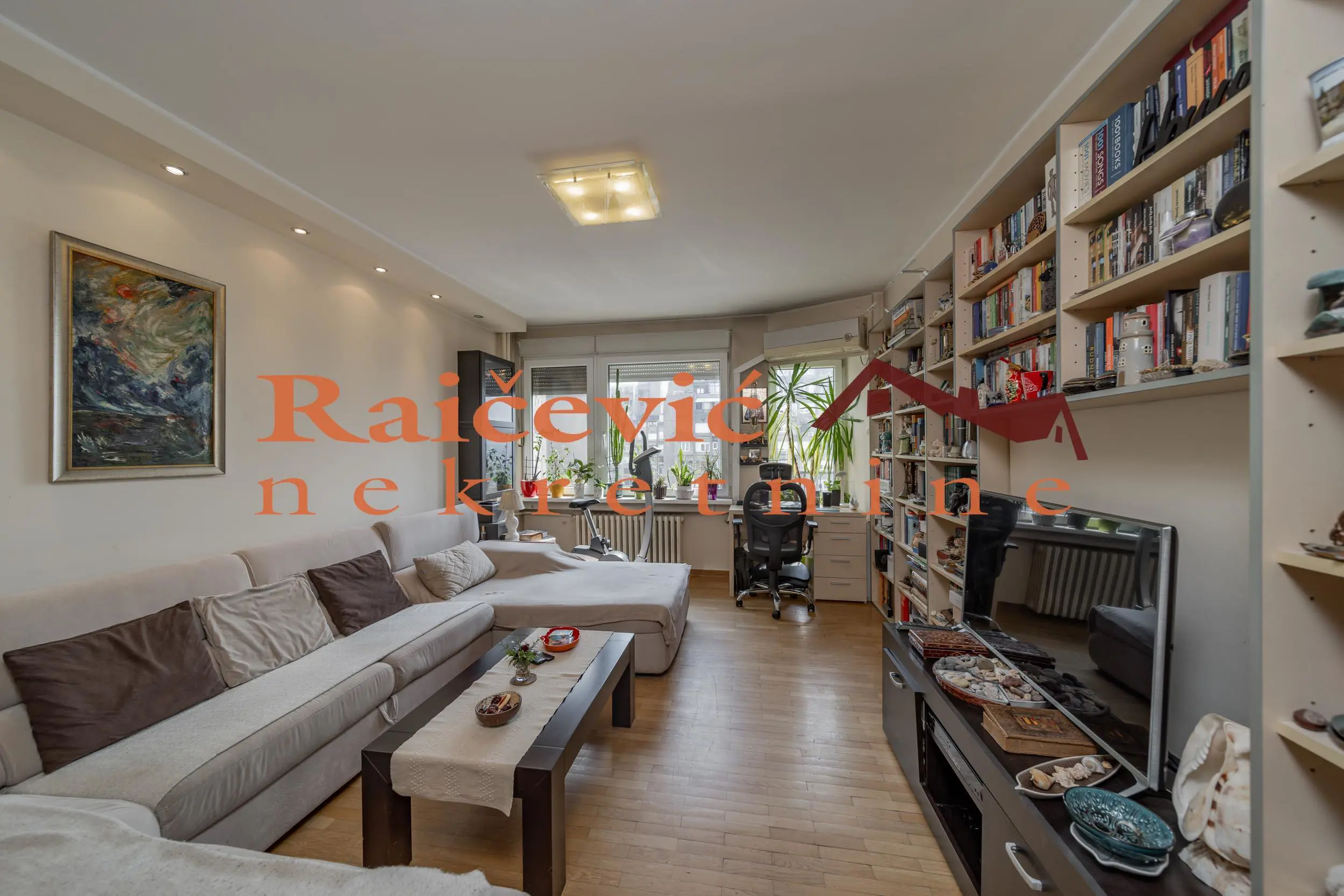 Beograd Novi Beograd  uknjizeni Dvoiposoban stanovi 246000 evra 