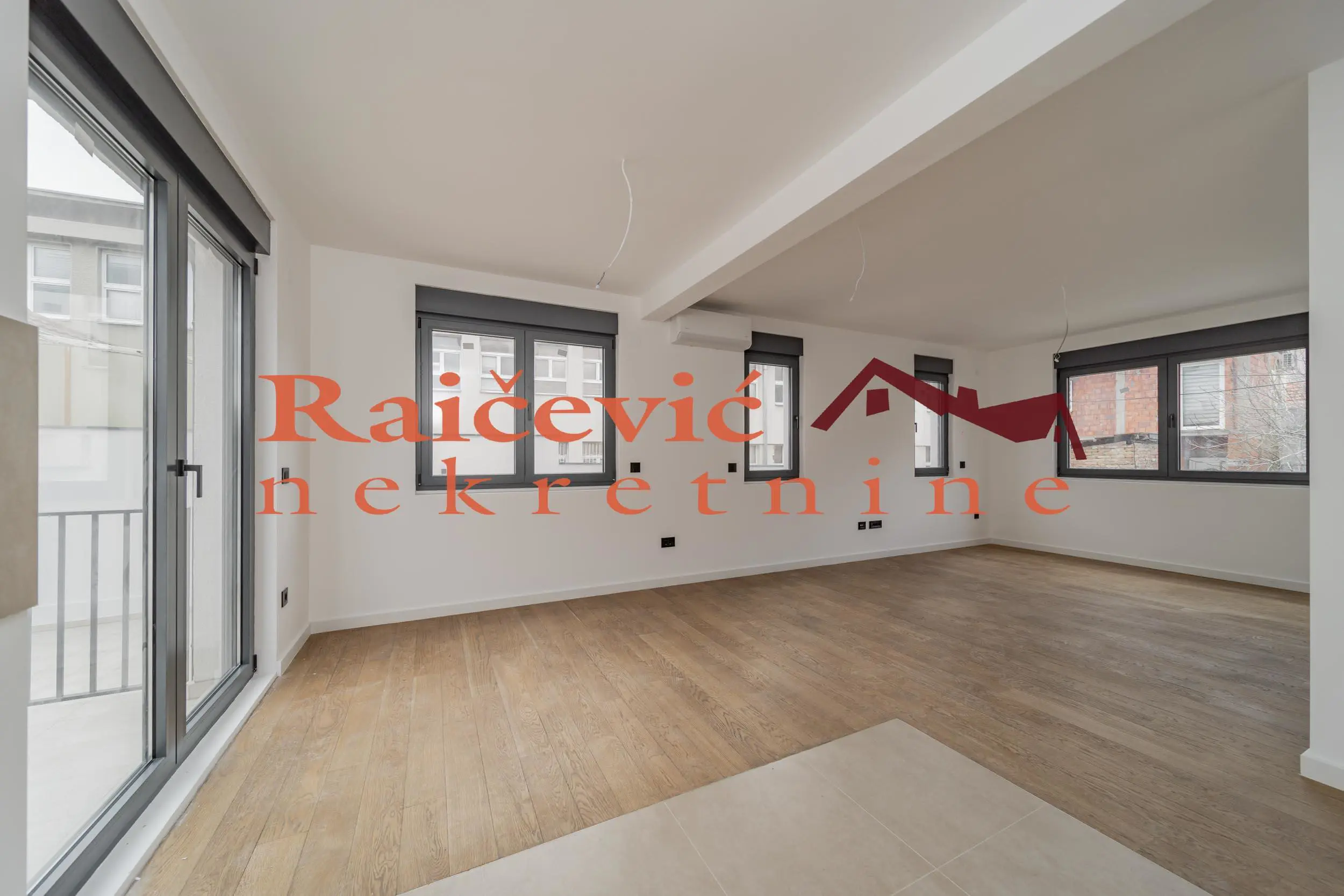 stanovi Beograd Cvetkova pijaca  novogradnja Četvorosoban 