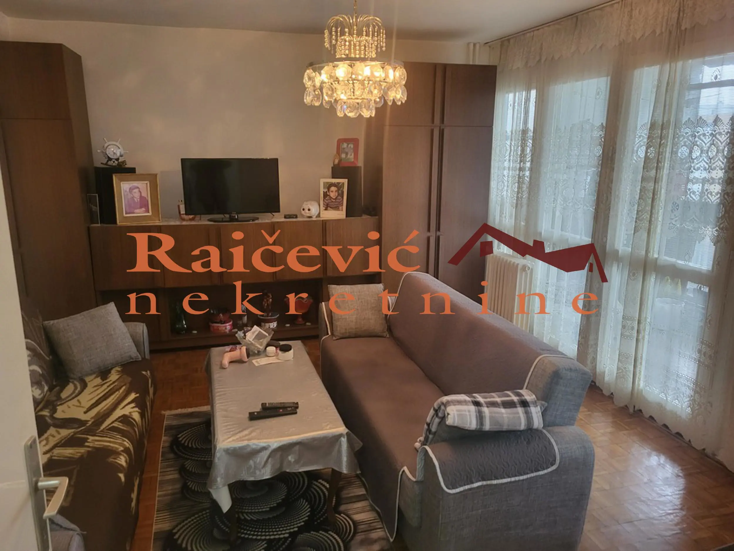  uknjizeni Trosoban stanovi Zvezdara Mirijevo I II III IV 190000 evra 