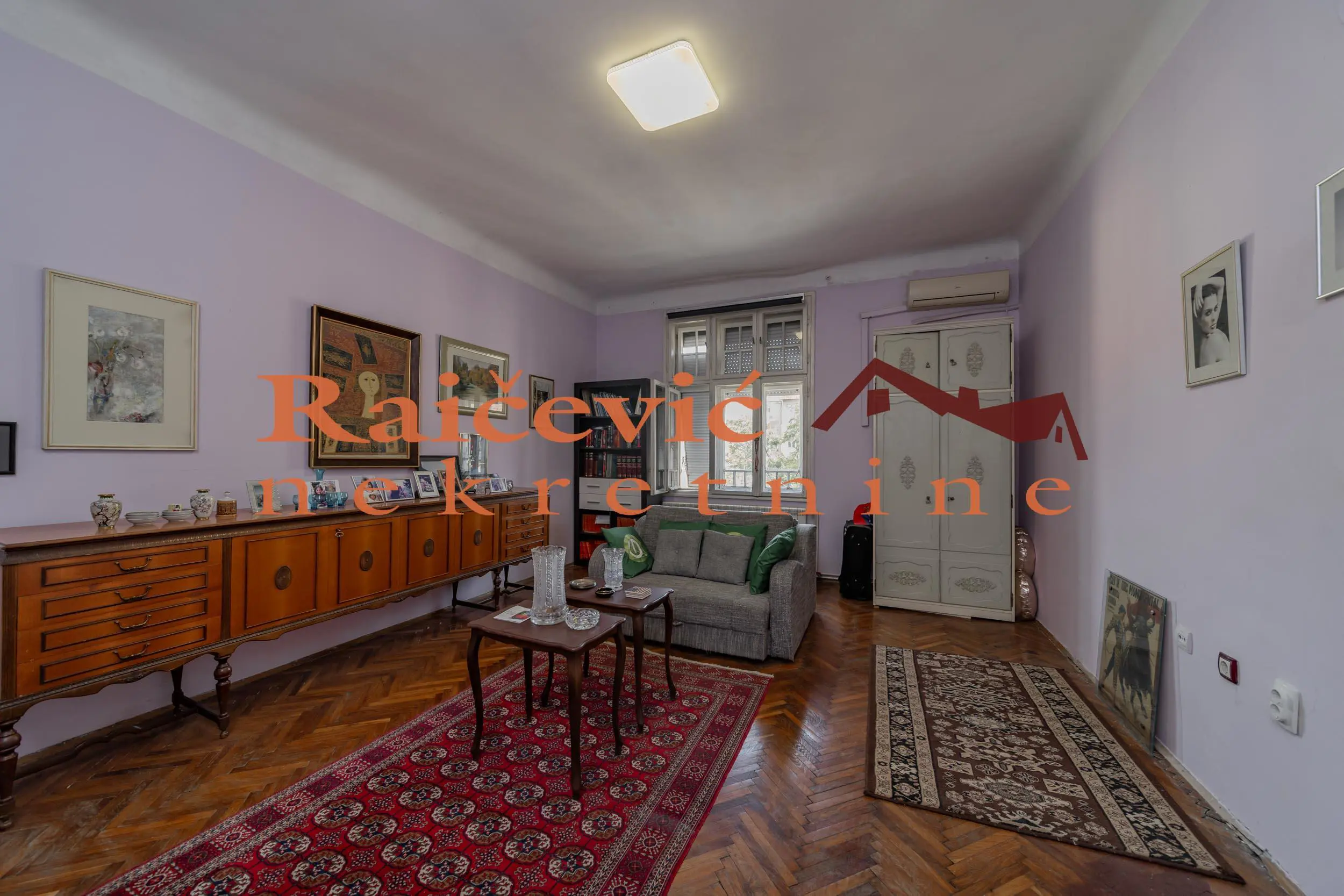 Beograd Savski venac  uknjizeni Troiposoban stanovi 300000 evra 