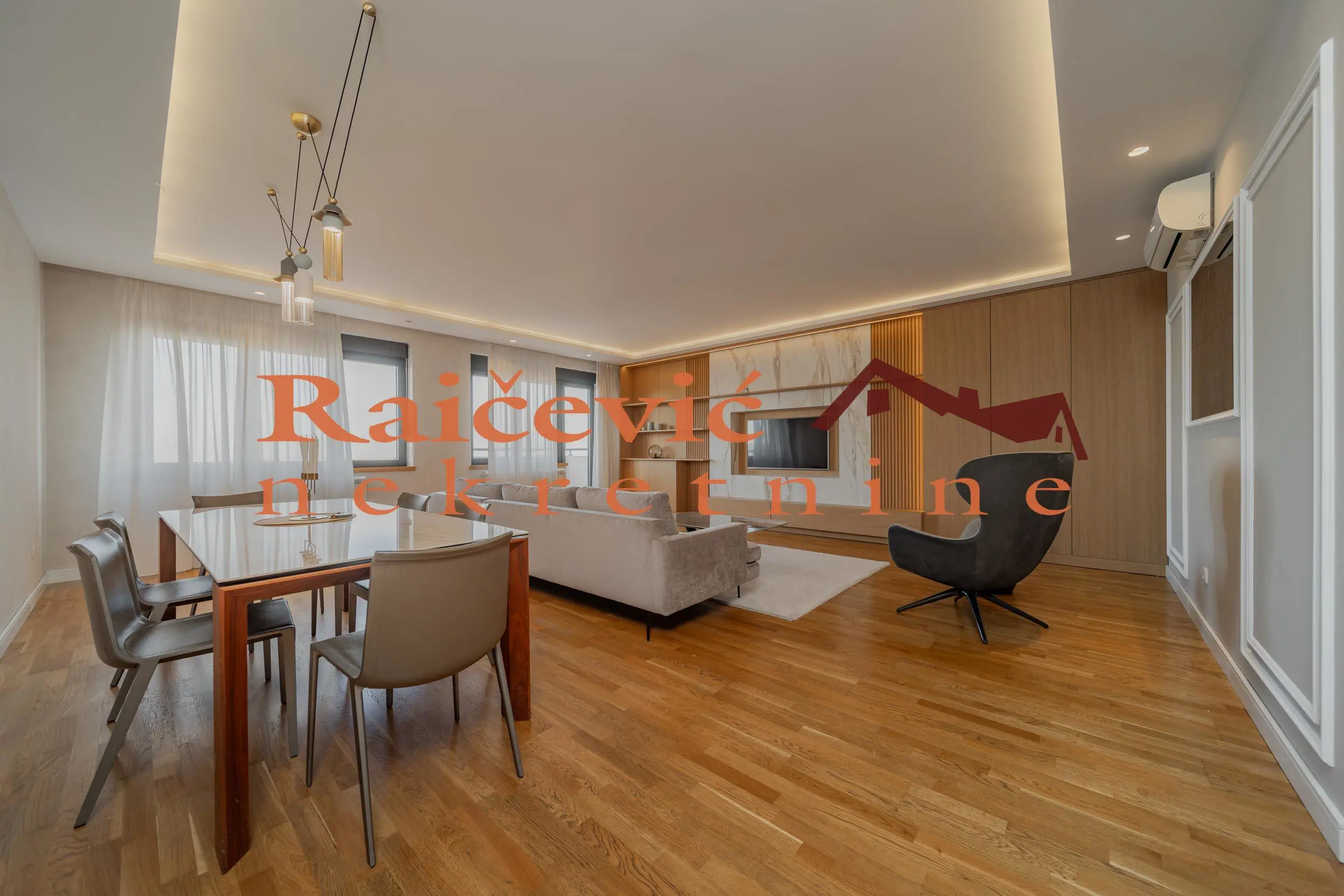 Četvorosoban stanovi Zvezdara CRVENI KRST 1800 evra 