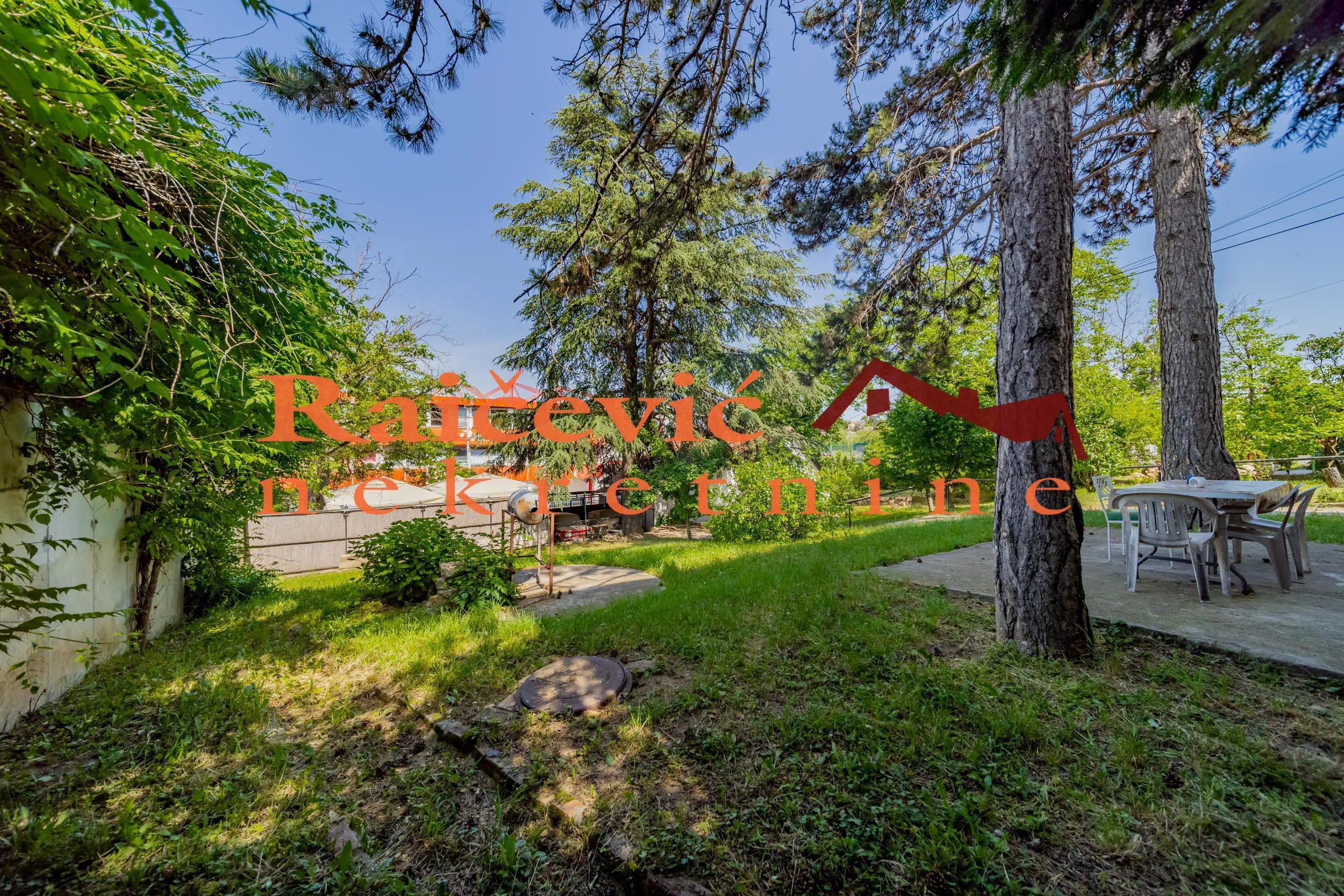  uknjizeni kuće Savski venac Dedinje 2500000 evra 