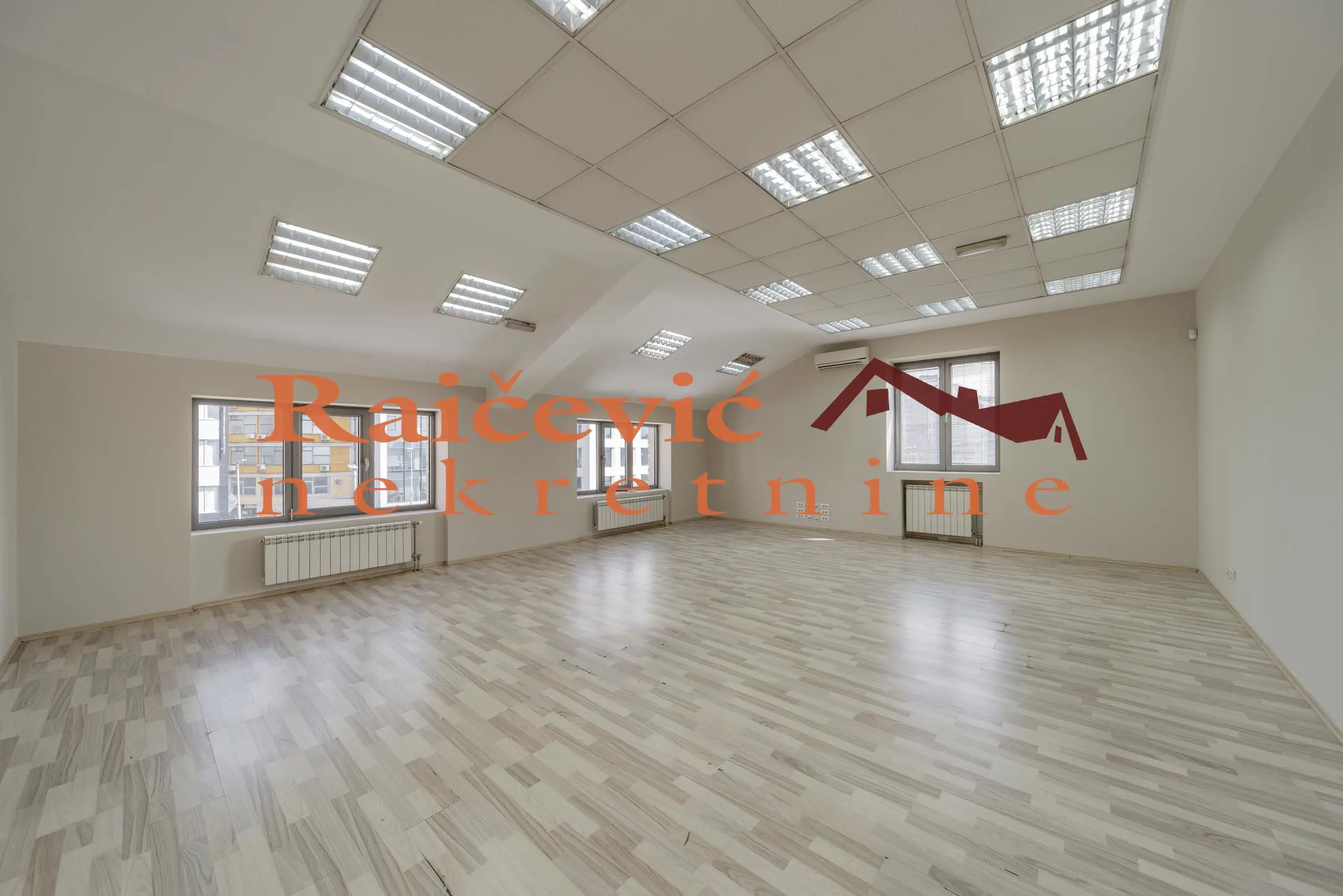 Beograd Savski venac poslovni prostor 2800 evra 