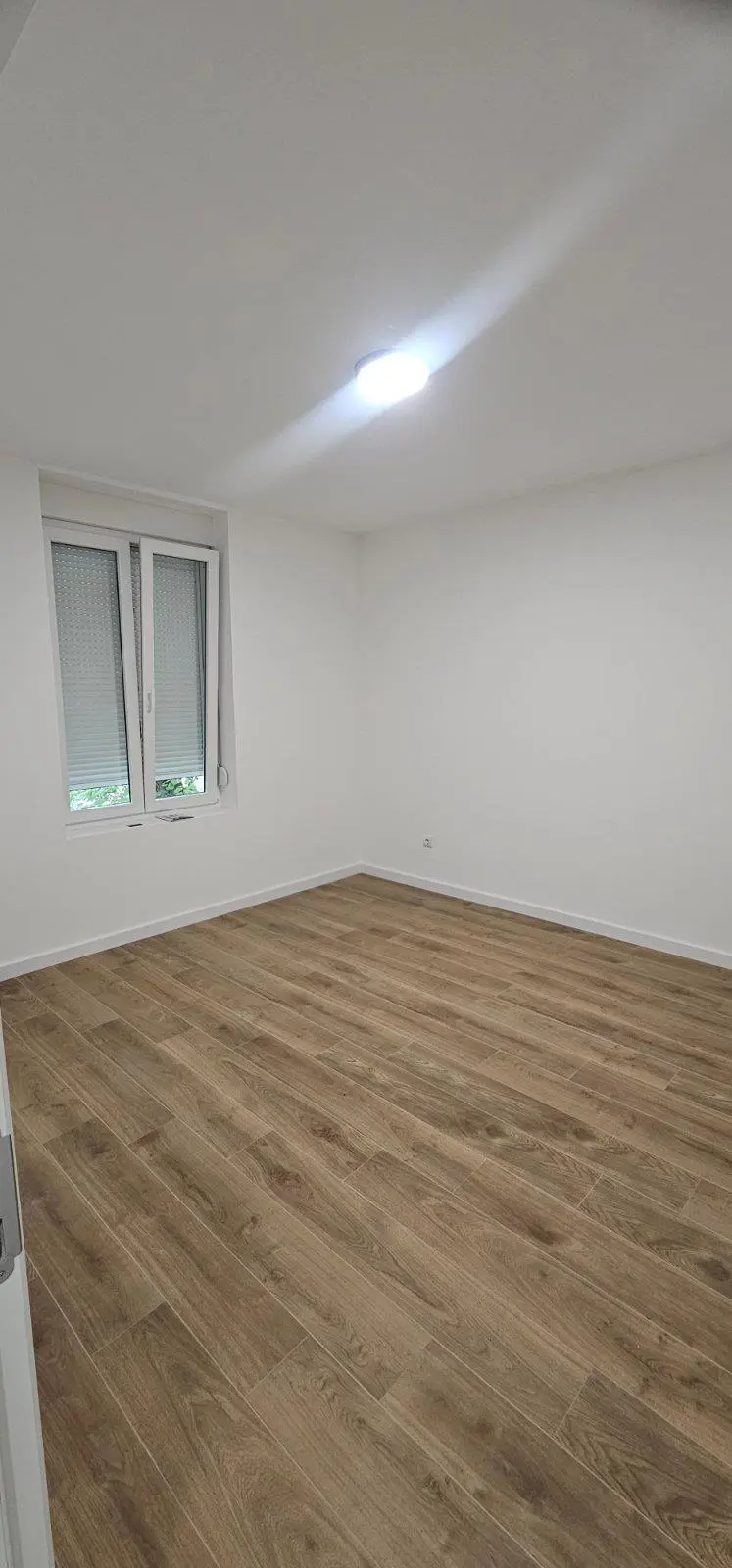  uknjizeni Jednosoban stanovi Stari Grad Dorćol gornji 175000 evra 