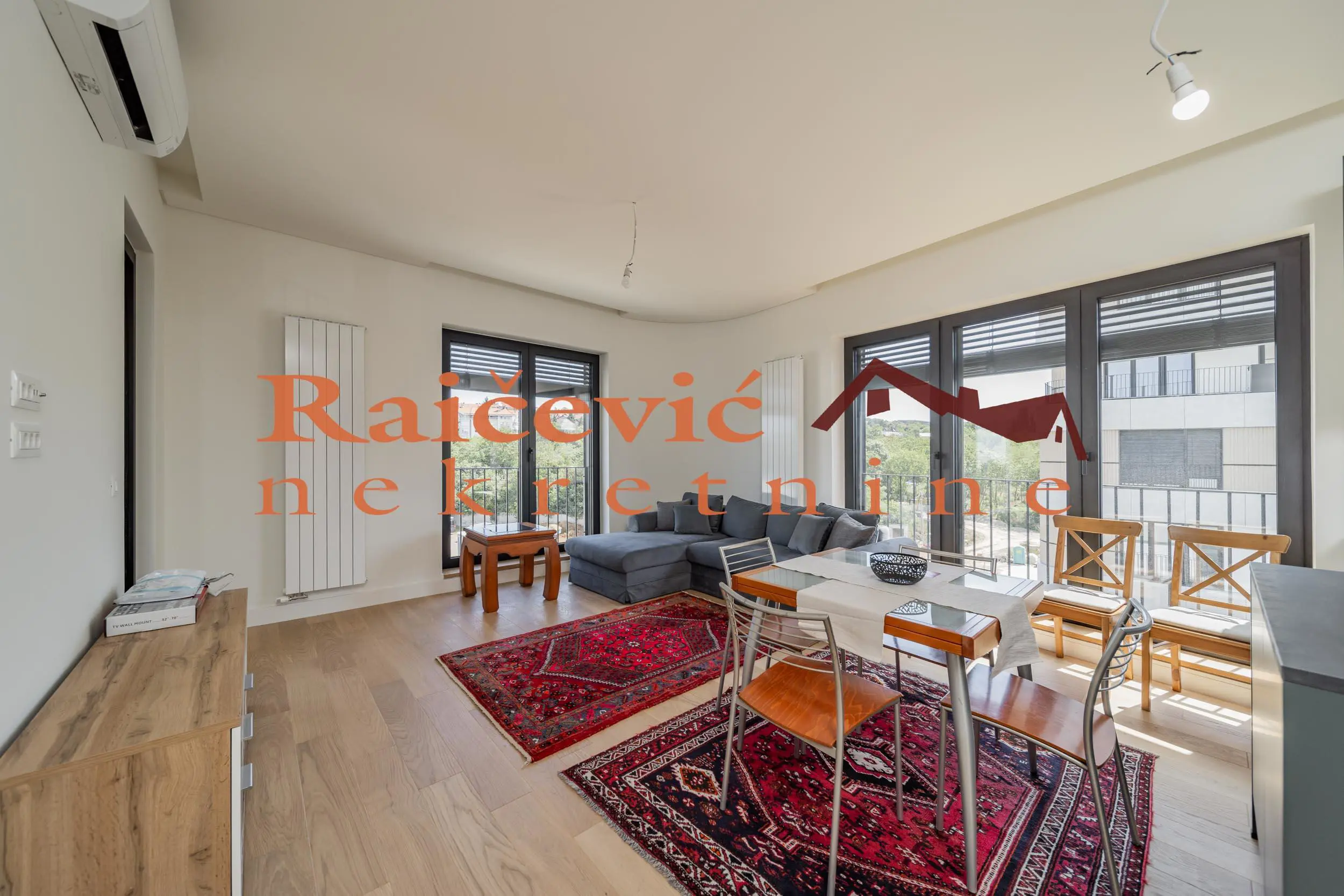 Dvosoban stanovi Čukarica Banovo brdo 950 evra 