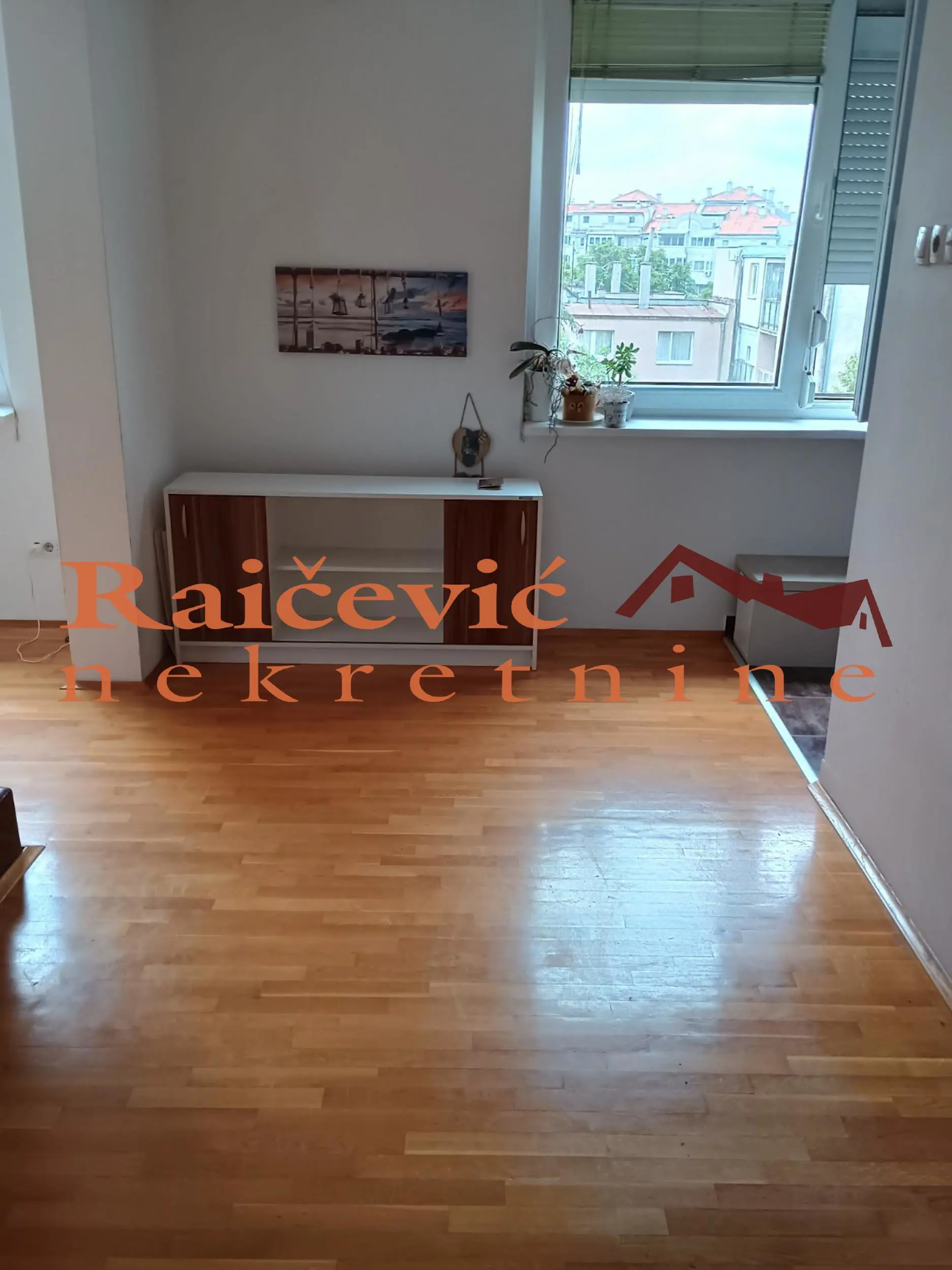 uknjizeni Jednoiposoban stanovi Voždovac Braće Jerković I II 126000 evra 