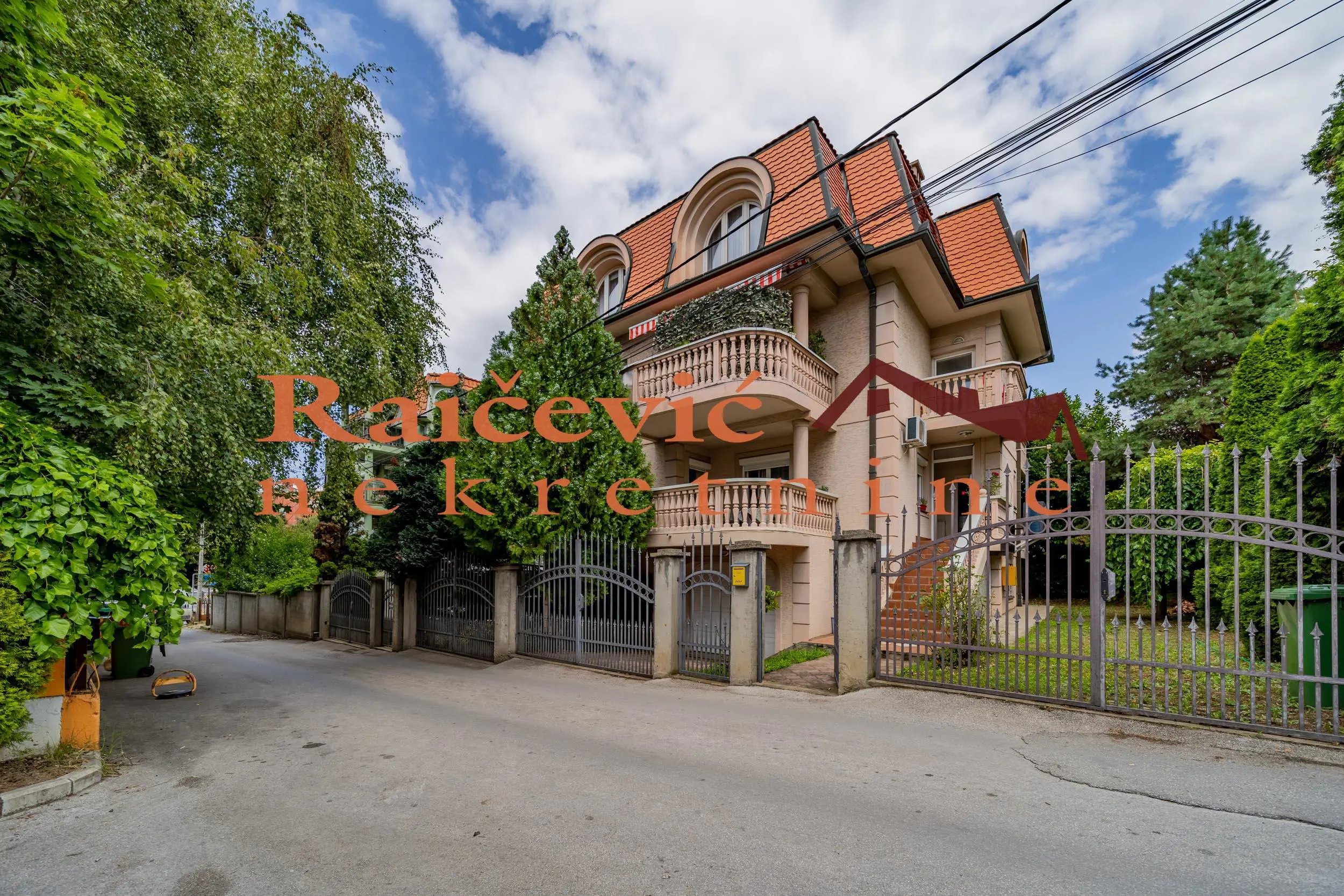 stanovi Beograd Medakovic III  uknjizeni Trosoban 