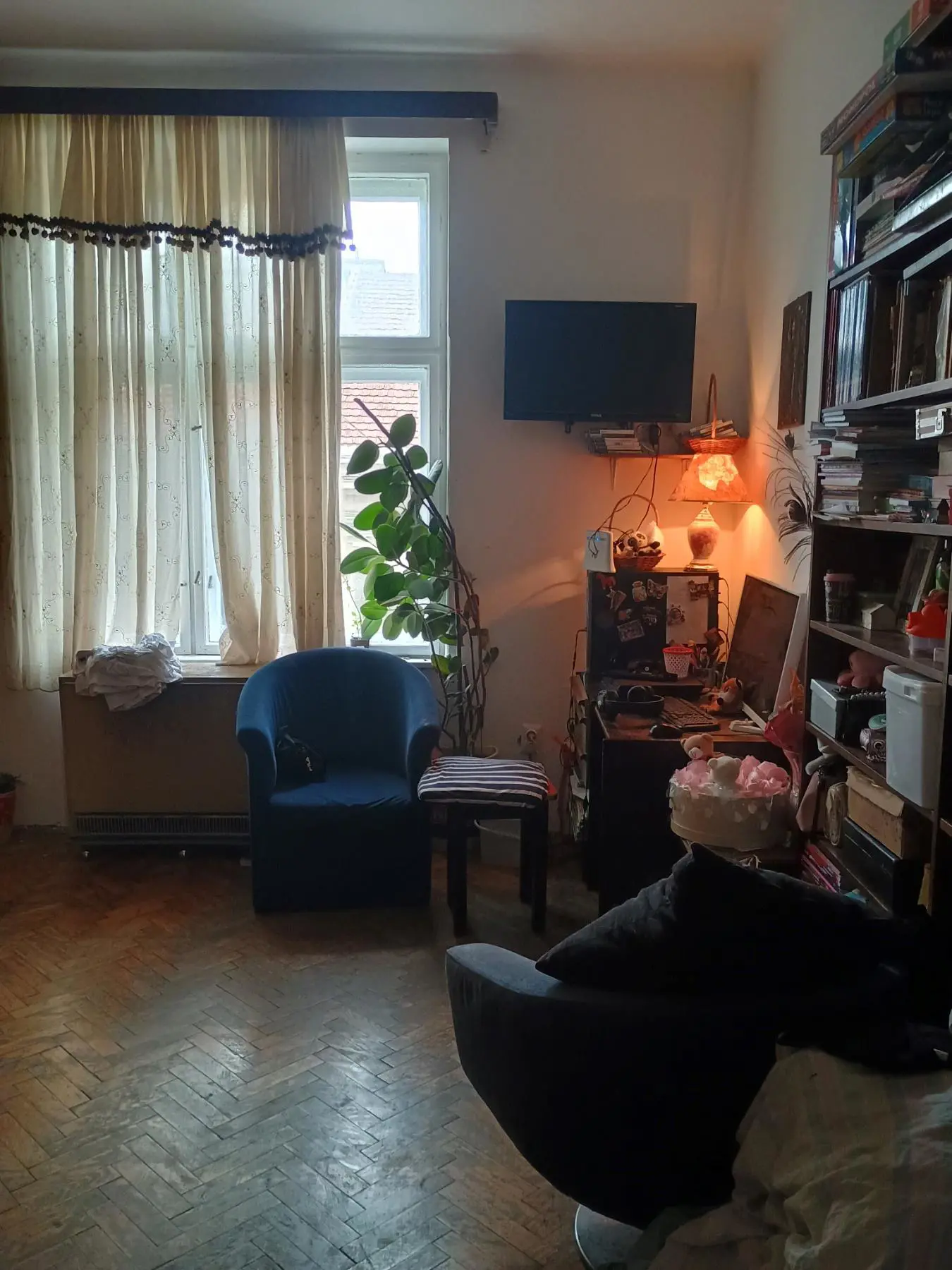  uknjizeni Četvoroiposoban stanovi Stari Grad Centar i Terazije 380000 evra 