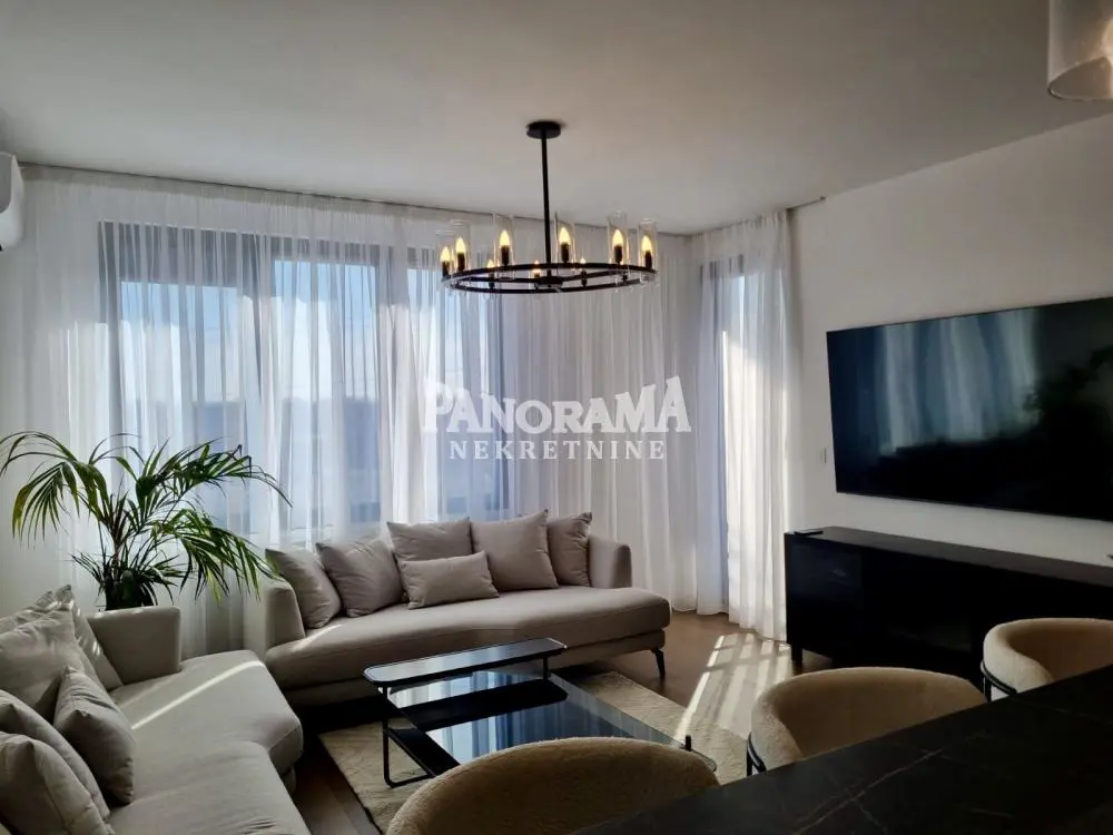 Trosoban stanovi Novi Beograd Blok 58 379000 evra 