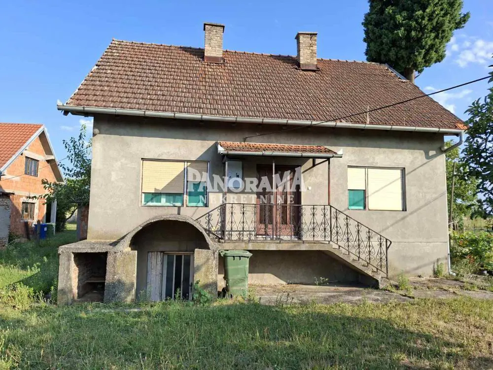 Beograd Čukarica kuće 88000 evra