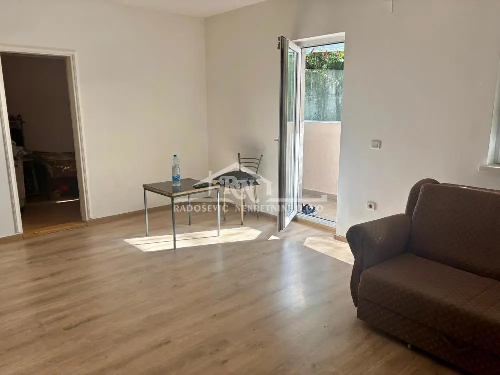 stanovi Beograd Rasinska Dvoiposoban 
