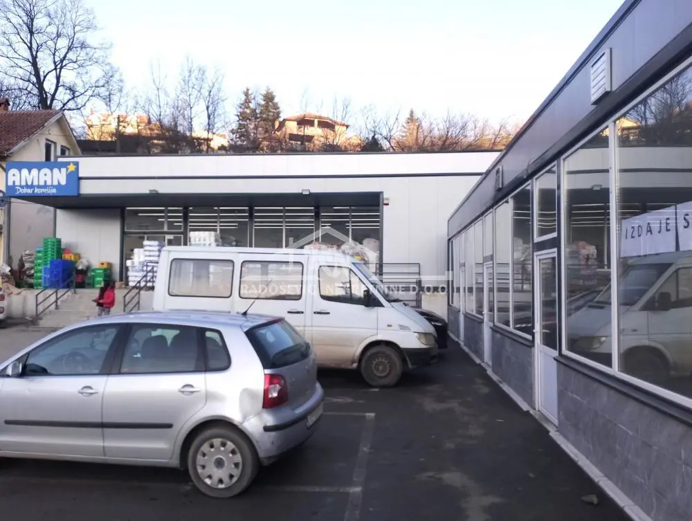 poslovni prostor Voždovac Ripanj 900 evra 